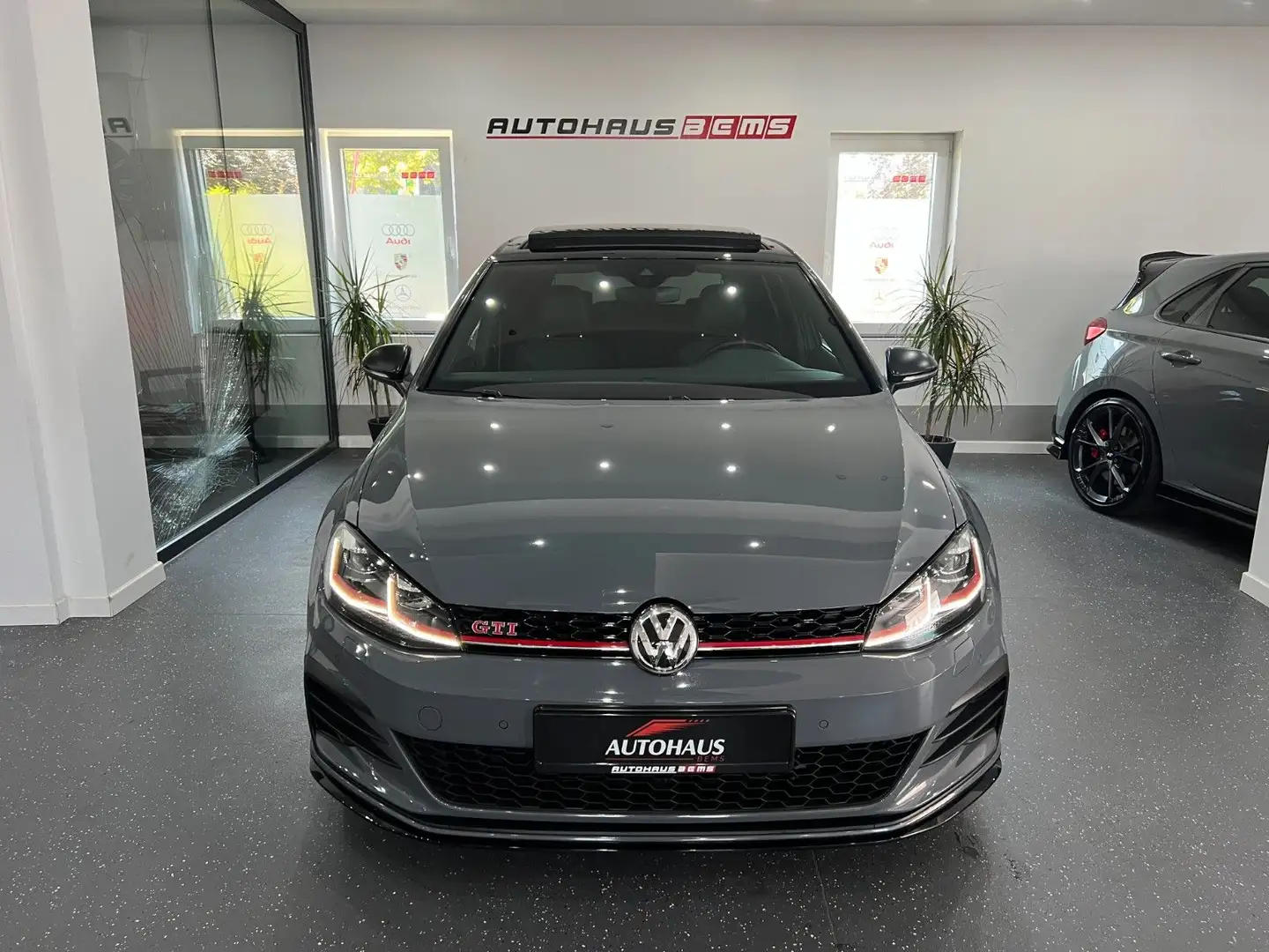 Volkswagen Golf VII Lim. GTI TCR *PANO*AKRA*DYNO*ACC*DCC* Grau - 1