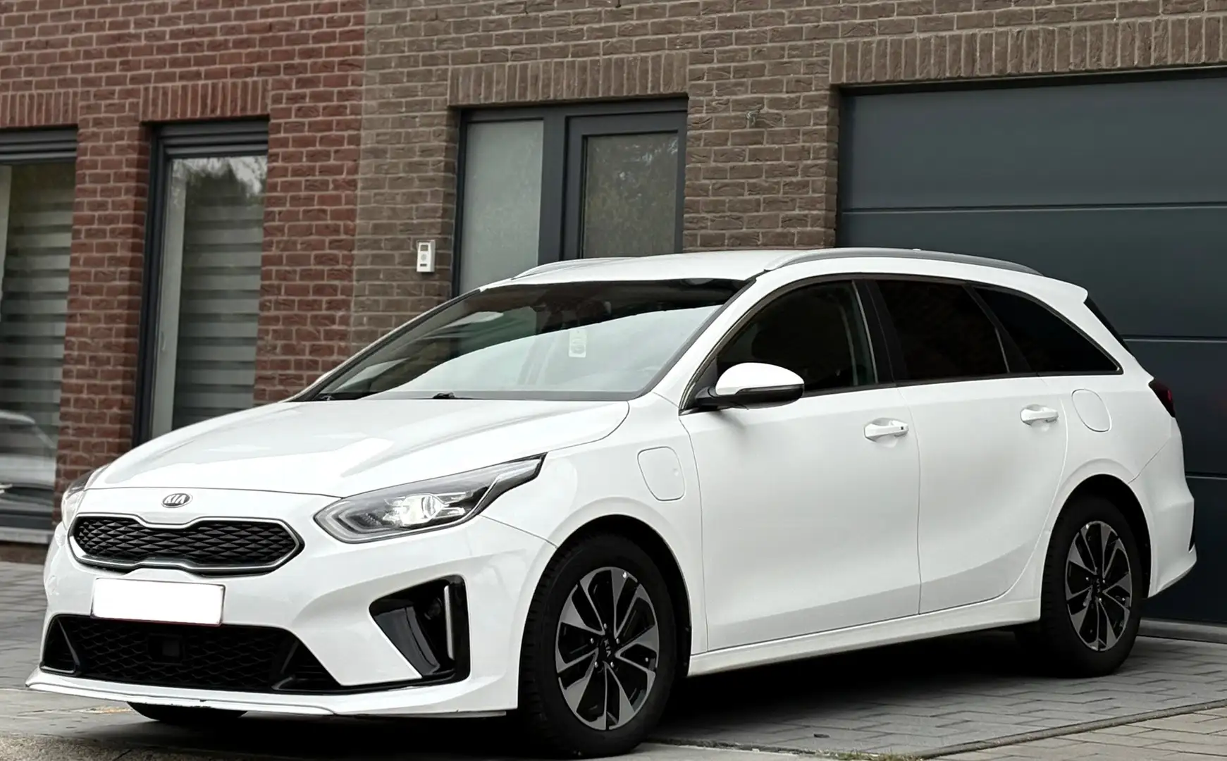 Kia Ceed SW / cee'd SW 1.6i CarPlay - 2