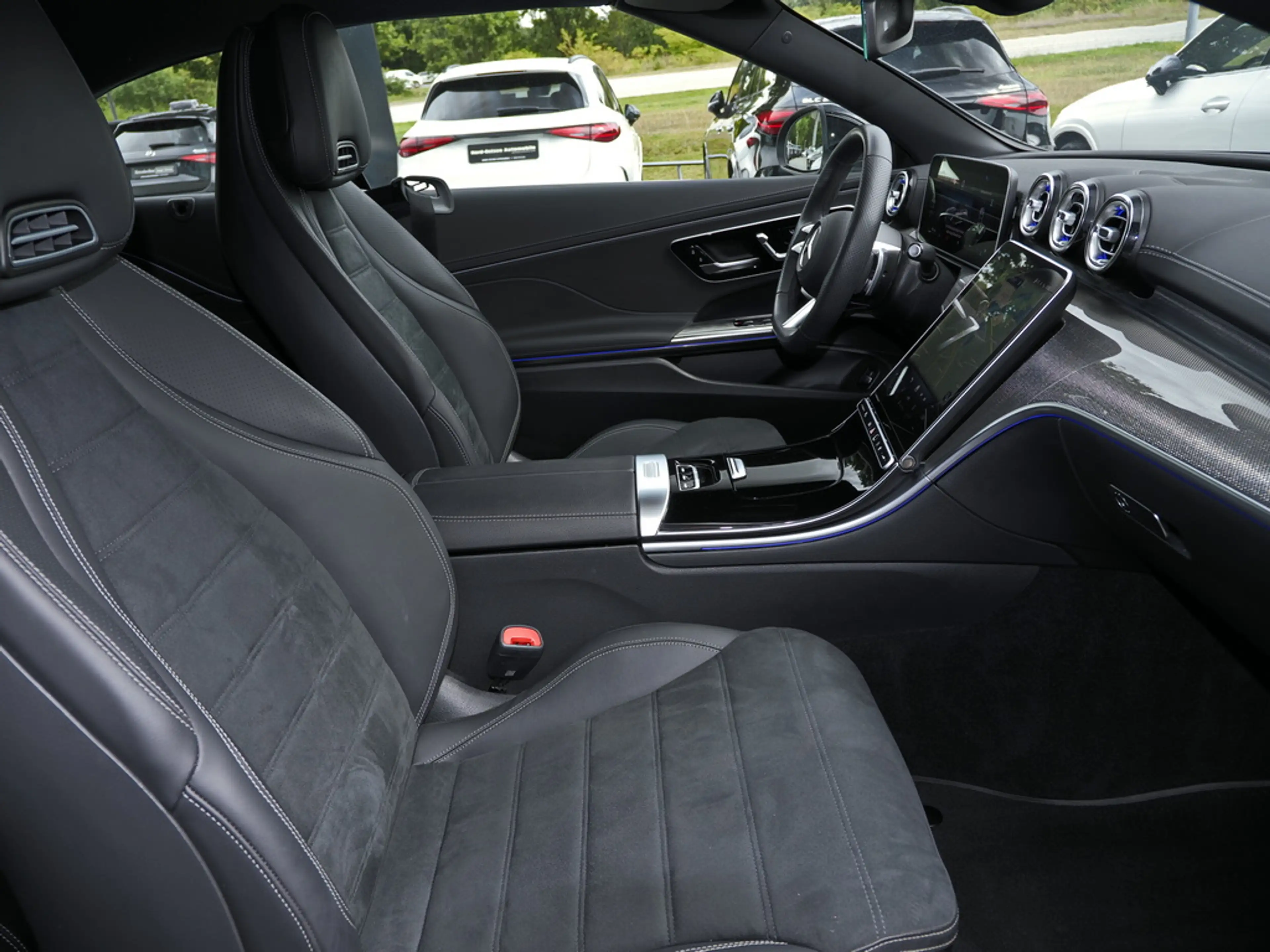 Mercedes-Benz CLE 200 CABRIO AMG NIGHT SHZ LHZ 360° BURMESTER — photo 12