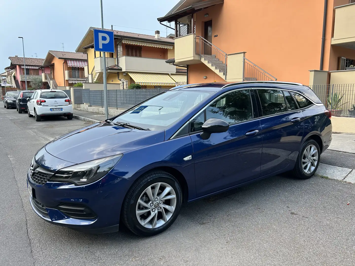 Opel Astra Sports Tourer 1.5 cdti Business Elegance s&s 122cv - 1