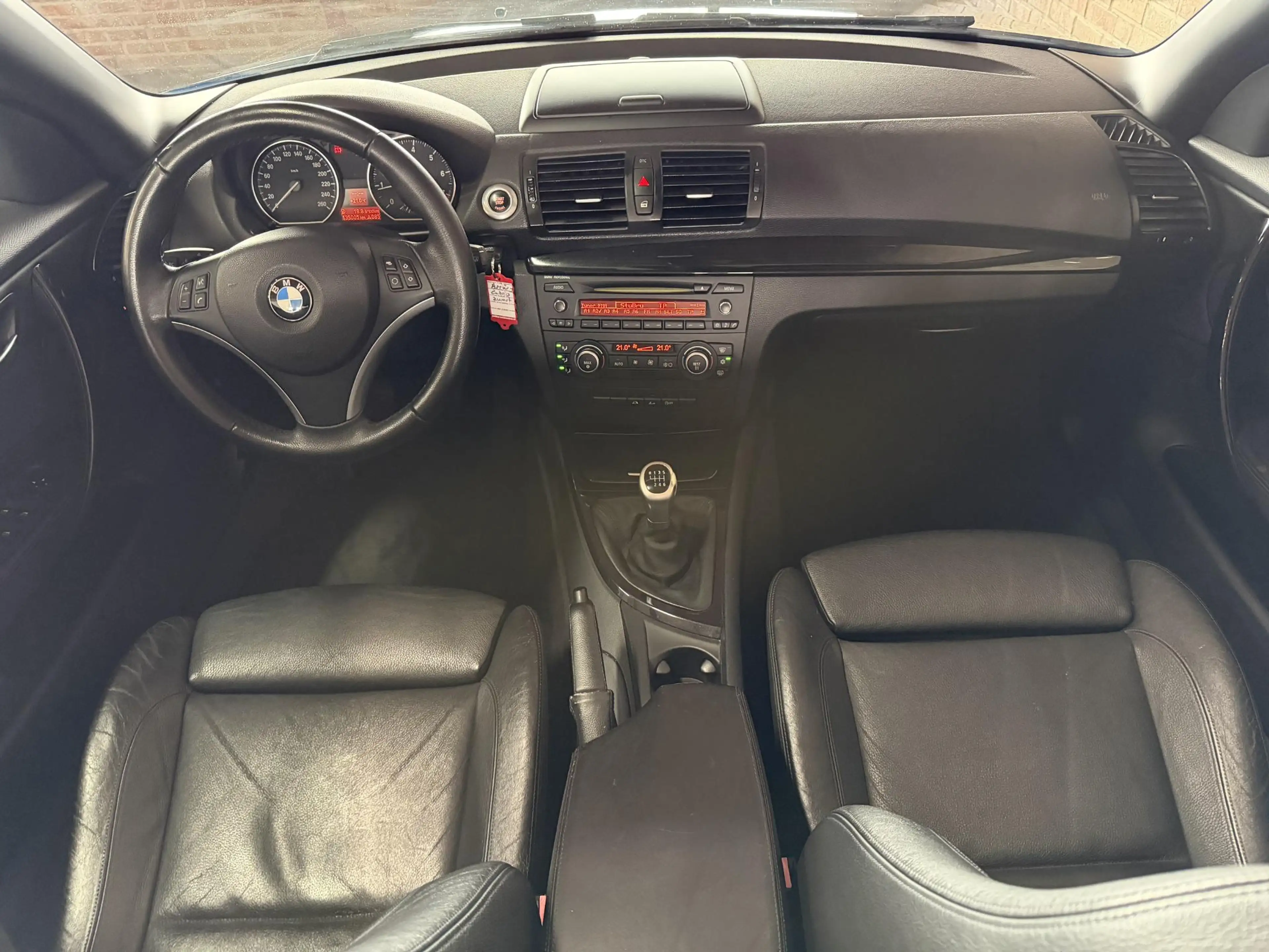 BMW 120 1-serie Cabrio 120i Summer Leder / Clima / PDC / L — photo 11
