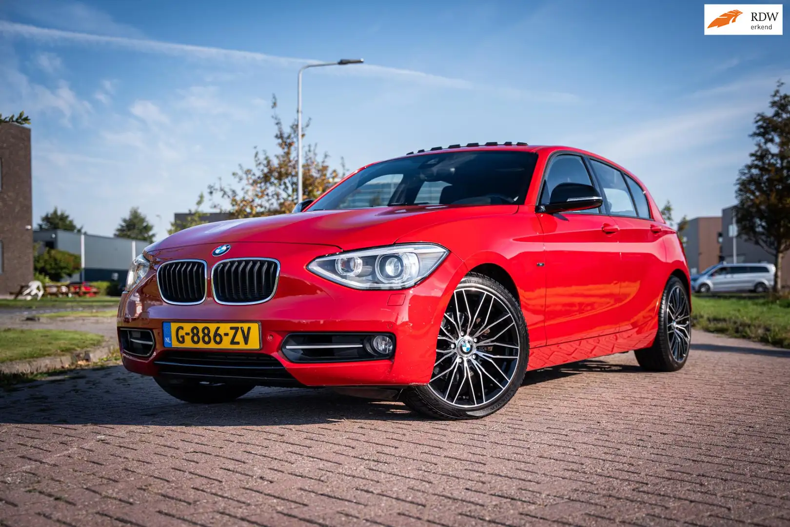 BMW 118 1-serie 118i Automaat Business+ Rot - 1
