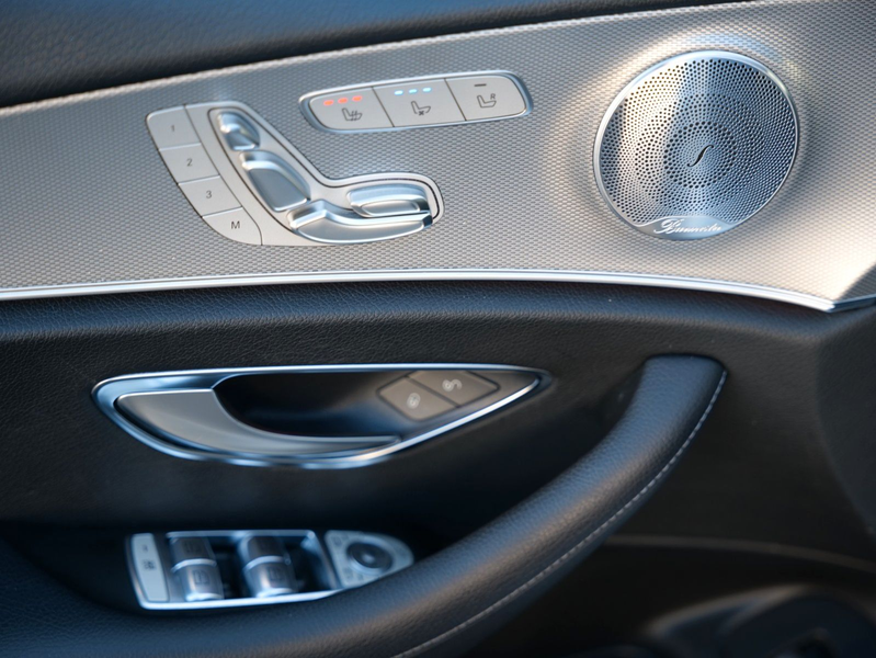 Mercedes-Benz E 350 E350d 4M AMG LINE+AIRMATIC+HUD+SOFT CLOSE+MEMORY — photo 11