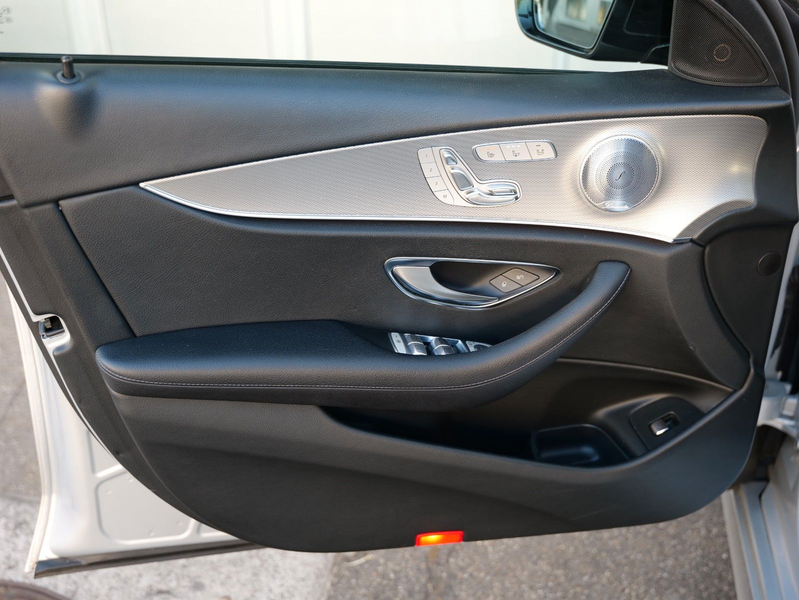 Mercedes-Benz E 350 E350d 4M AMG LINE+AIRMATIC+HUD+SOFT CLOSE+MEMORY — photo 10