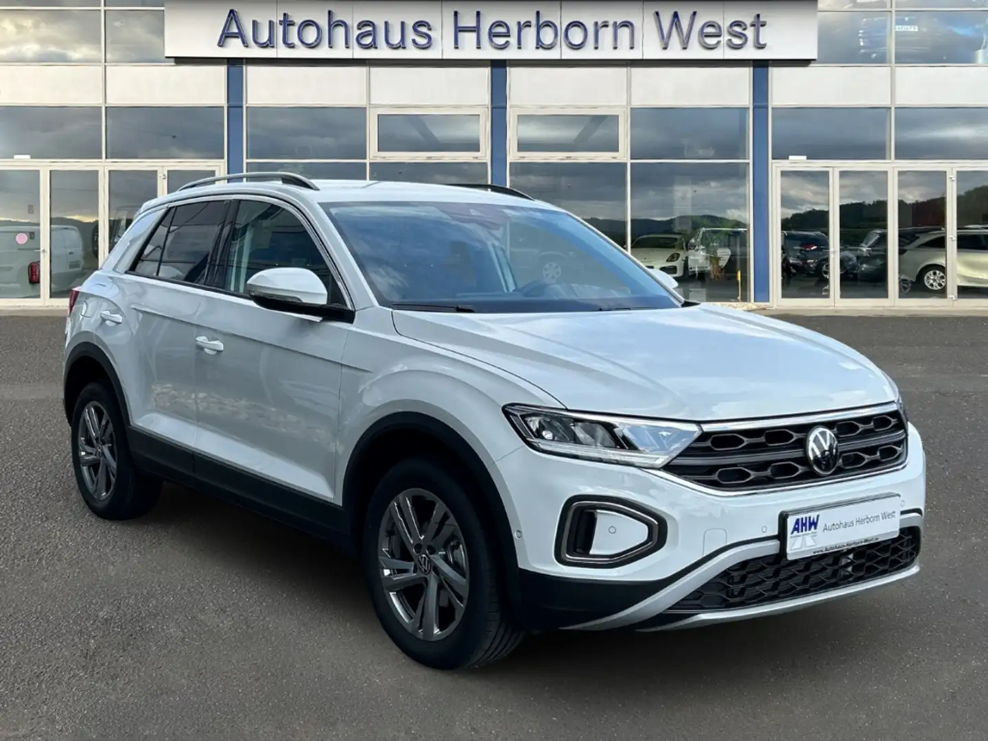 Volkswagen T-Roc 1.5 TSI Life DSG SHZ LED Assistenzpaket RFK Notrad Blanc - 2