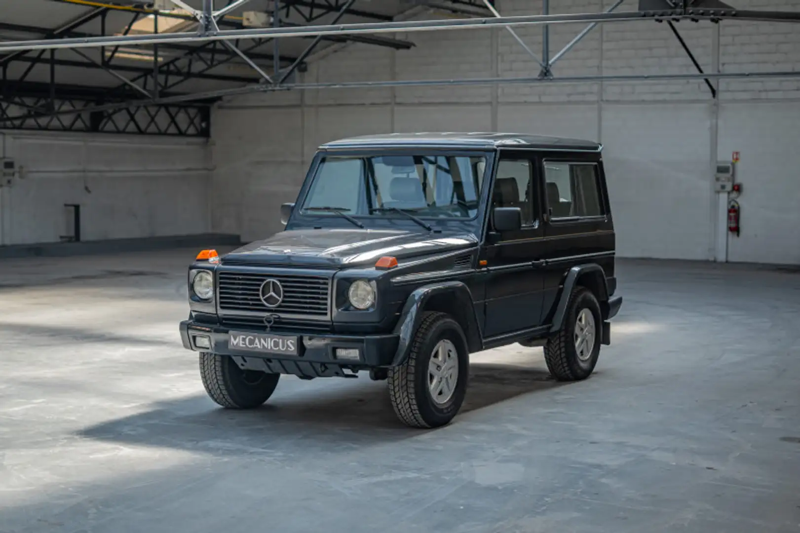Mercedes-Benz E 300 *Référence* - 1