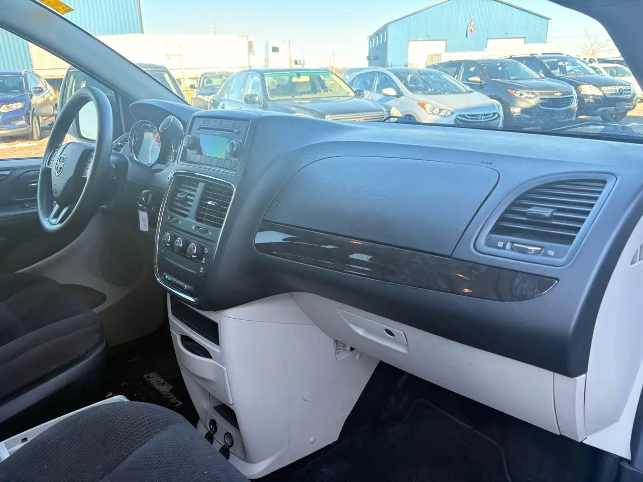 Dodge Grand Caravan снимка Dodge Grand Caravan
