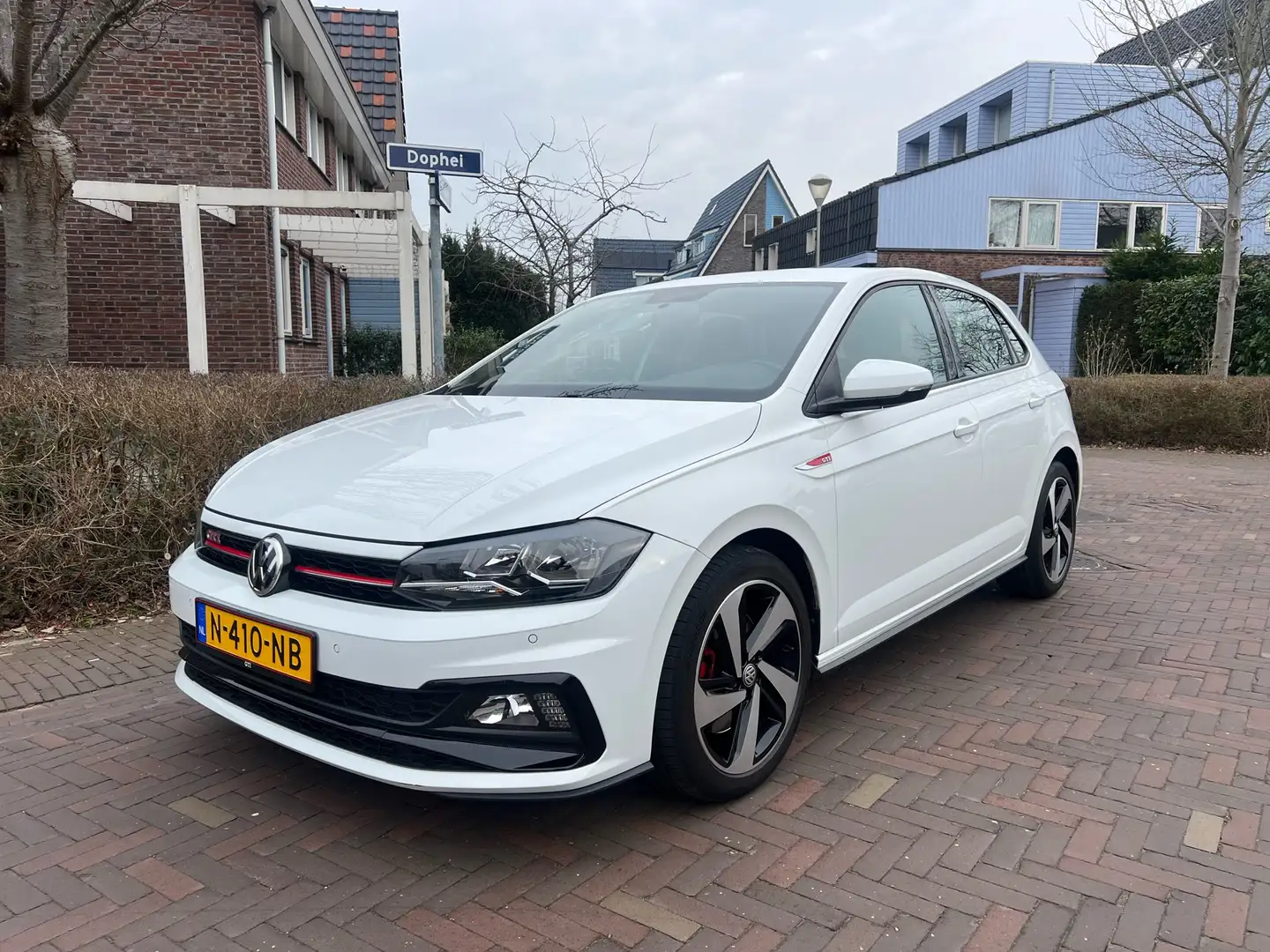 Volkswagen Polo 2.0 TSI GTI DSG 200PK Carplay | Stoelverwarming Wit - 1