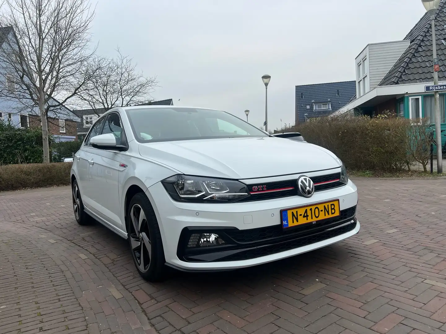 Volkswagen Polo 2.0 TSI GTI DSG 200PK Carplay | Stoelverwarming Wit - 2