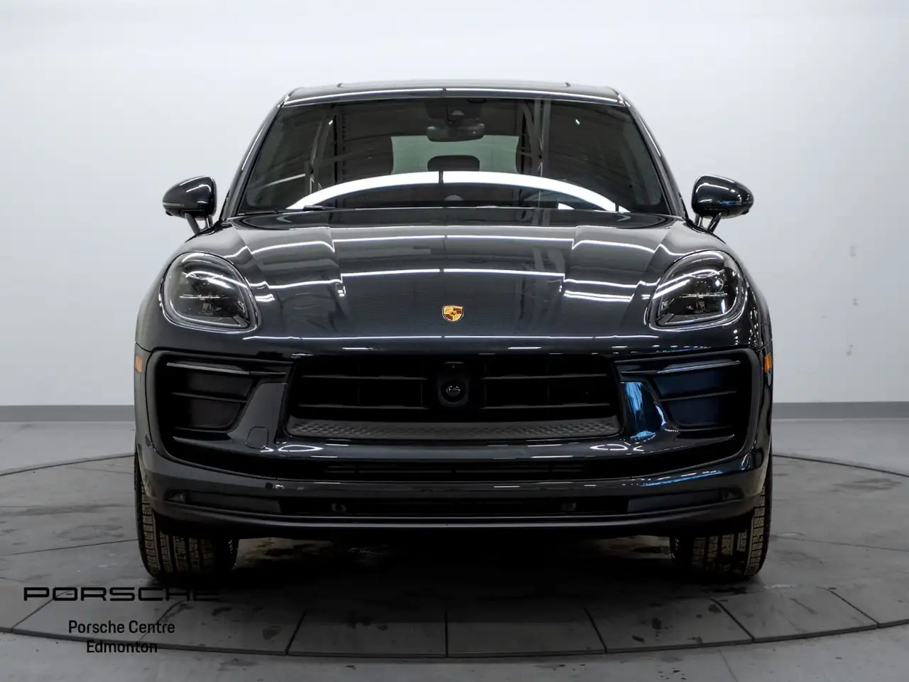 Porsche Macan снимка Porsche Macan
