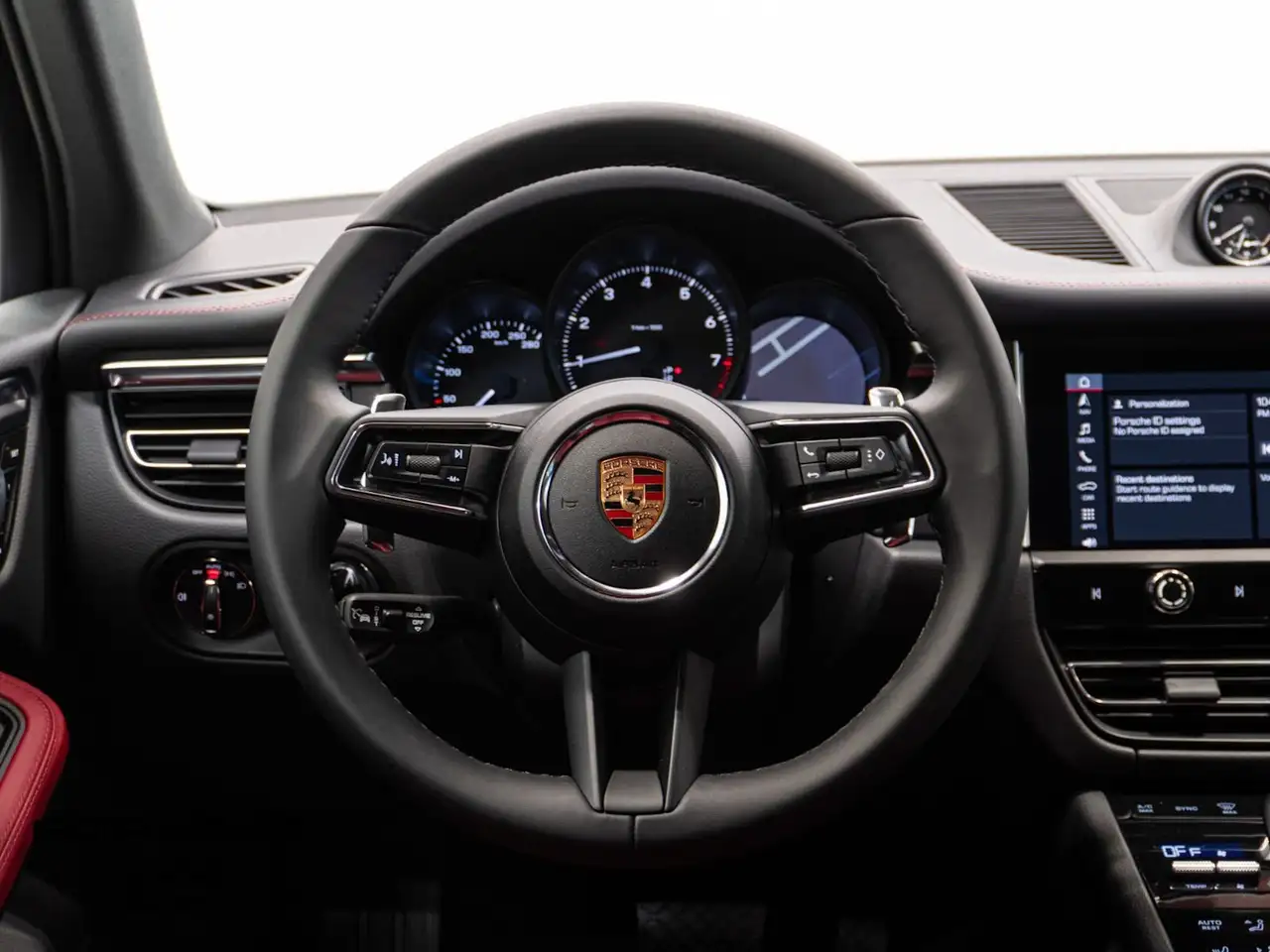 Porsche Macan снимка Porsche Macan