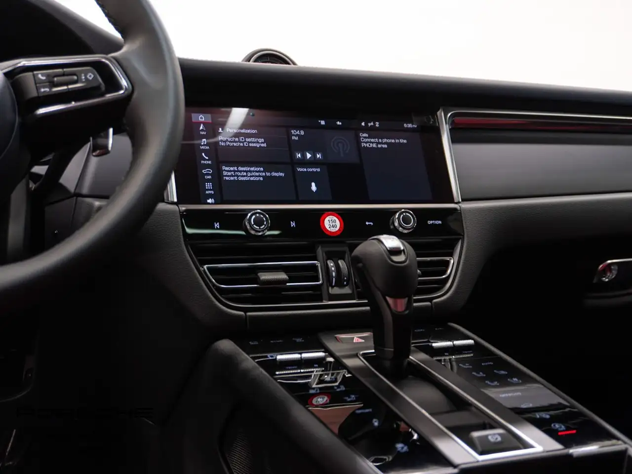 Porsche Macan снимка Porsche Macan