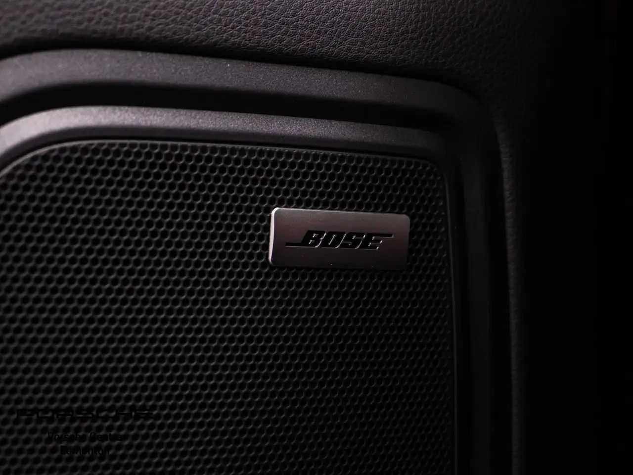 Porsche Macan снимка Porsche Macan