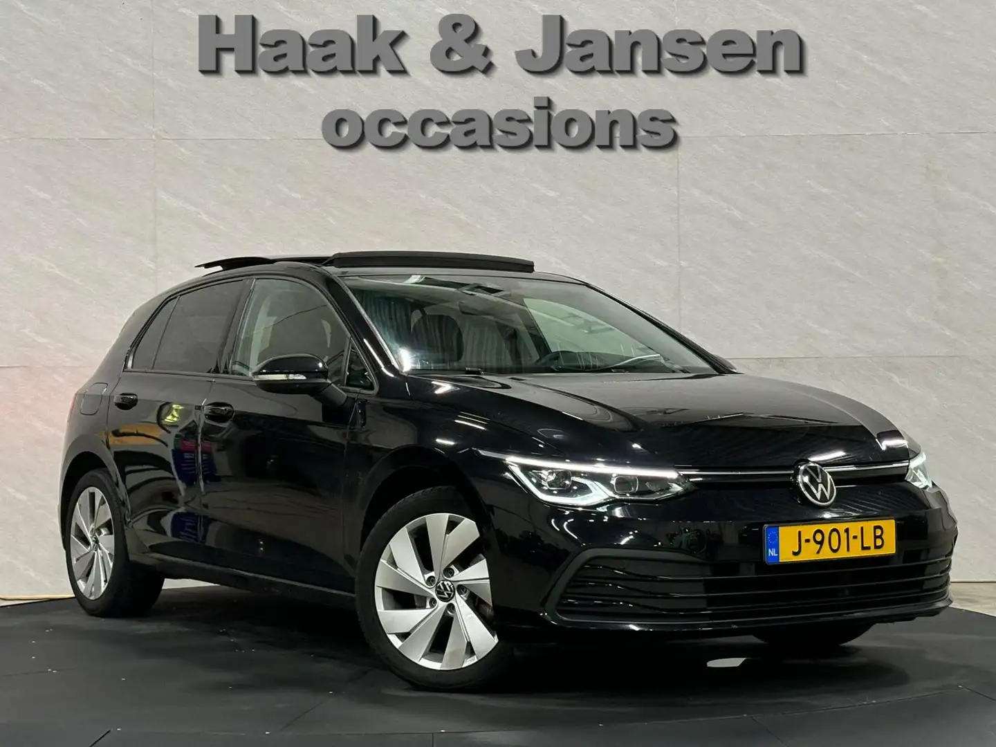 Volkswagen Golf 1.5 TSI Life Business - Panoramadak - Massage - Me Negro - 2