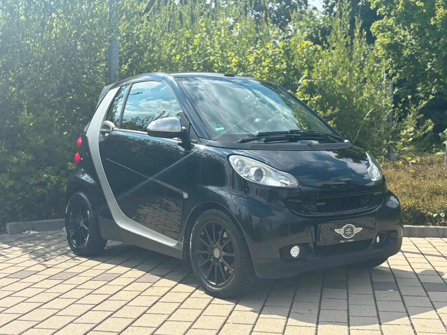 smart forTwo cabrio Micro Hybrid Drive/Klima/TÜV/Navi Plateado - 1