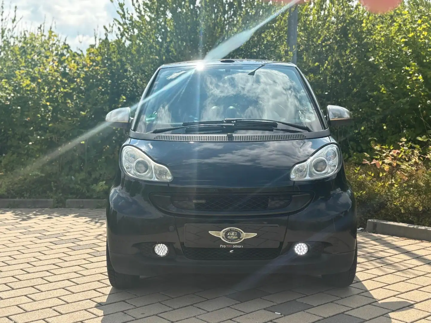 smart forTwo cabrio Micro Hybrid Drive/Klima/TÜV/Navi Plateado - 2