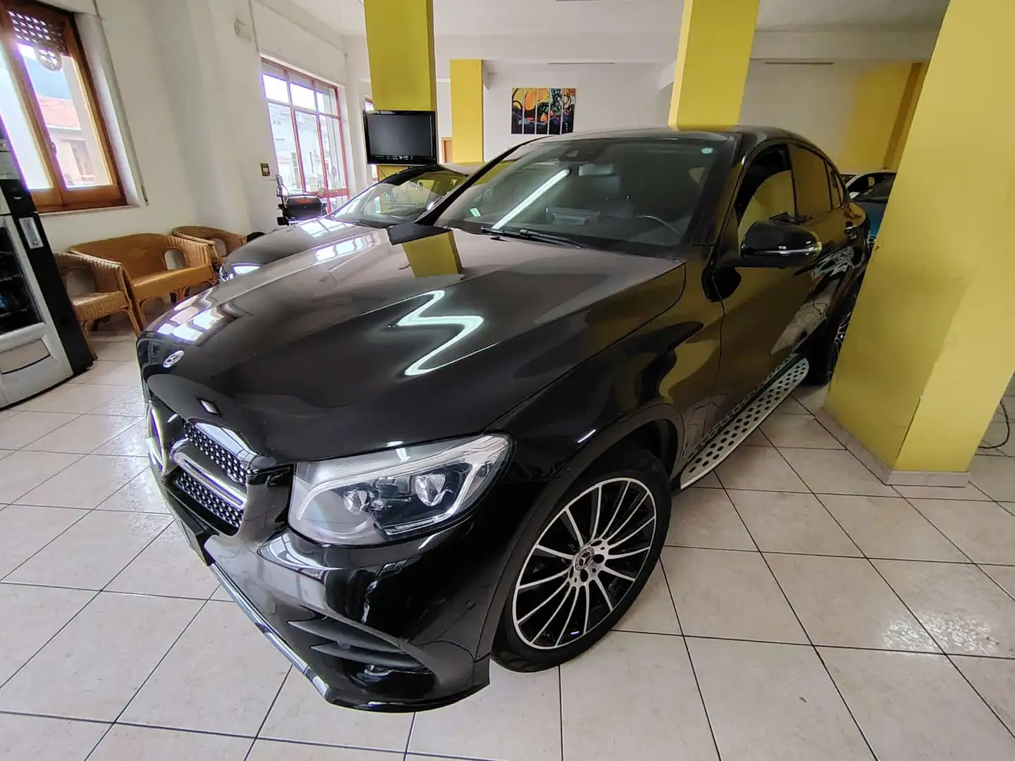 Mercedes-Benz GLC 250 d Sport 4matic Coupe-Amg-Pedane-Navigatore-Xenon Nero - 1