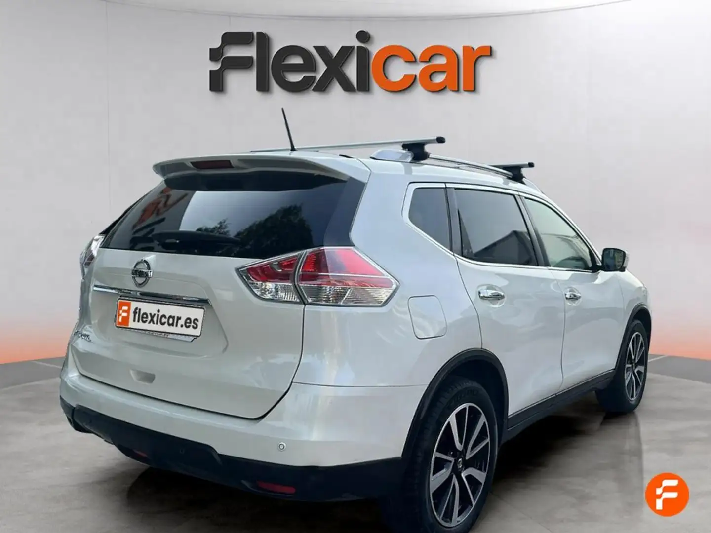 Nissan X-Trail 1.6 dCi Acenta 4x2 XTronic Wit - 2