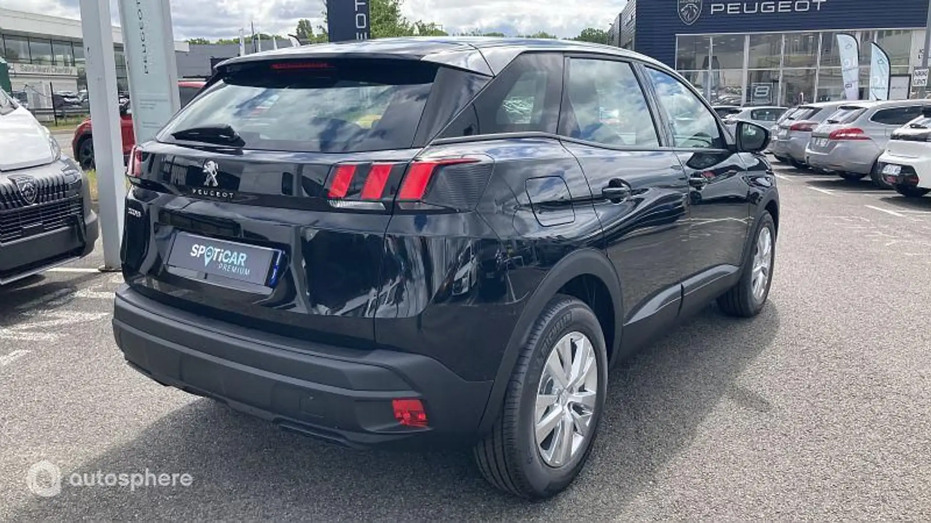 Peugeot 3008 1.5 BlueHDi 130ch S\u0026S Active Pack EAT8 - 2