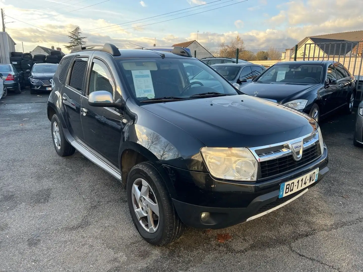 Dacia Duster 1.5 DCI 90CH FAP AMBIANCE 4X2 Noir - 1