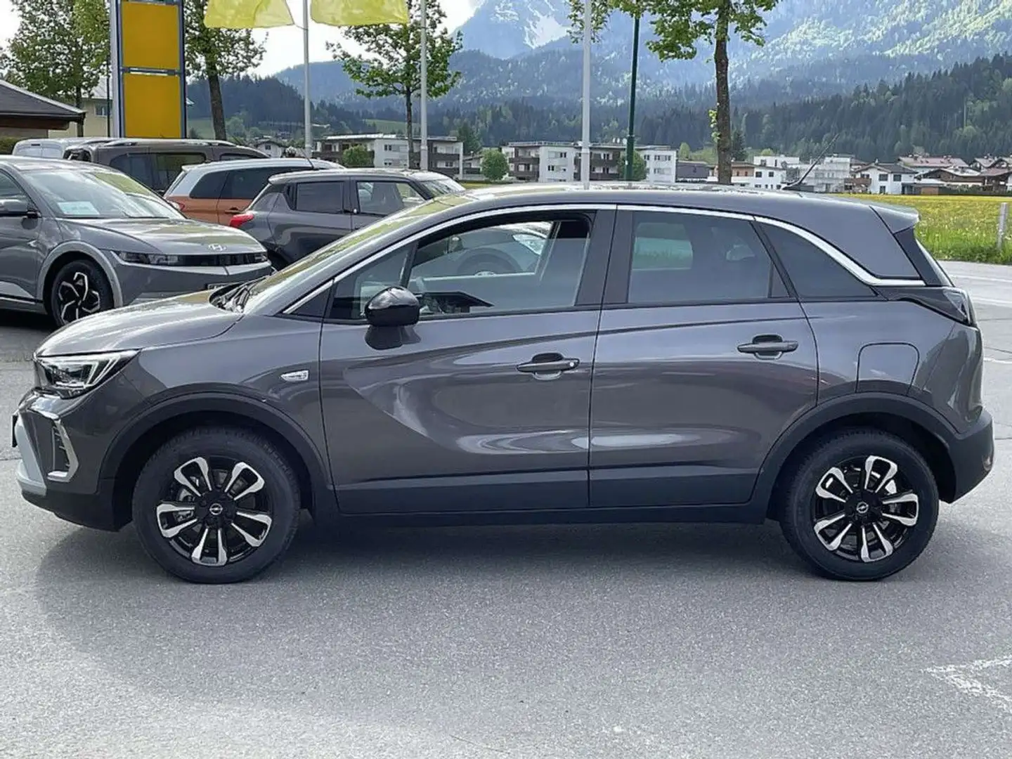 Opel Crossland 1,2 Turbo Business Elegance Gris - 2