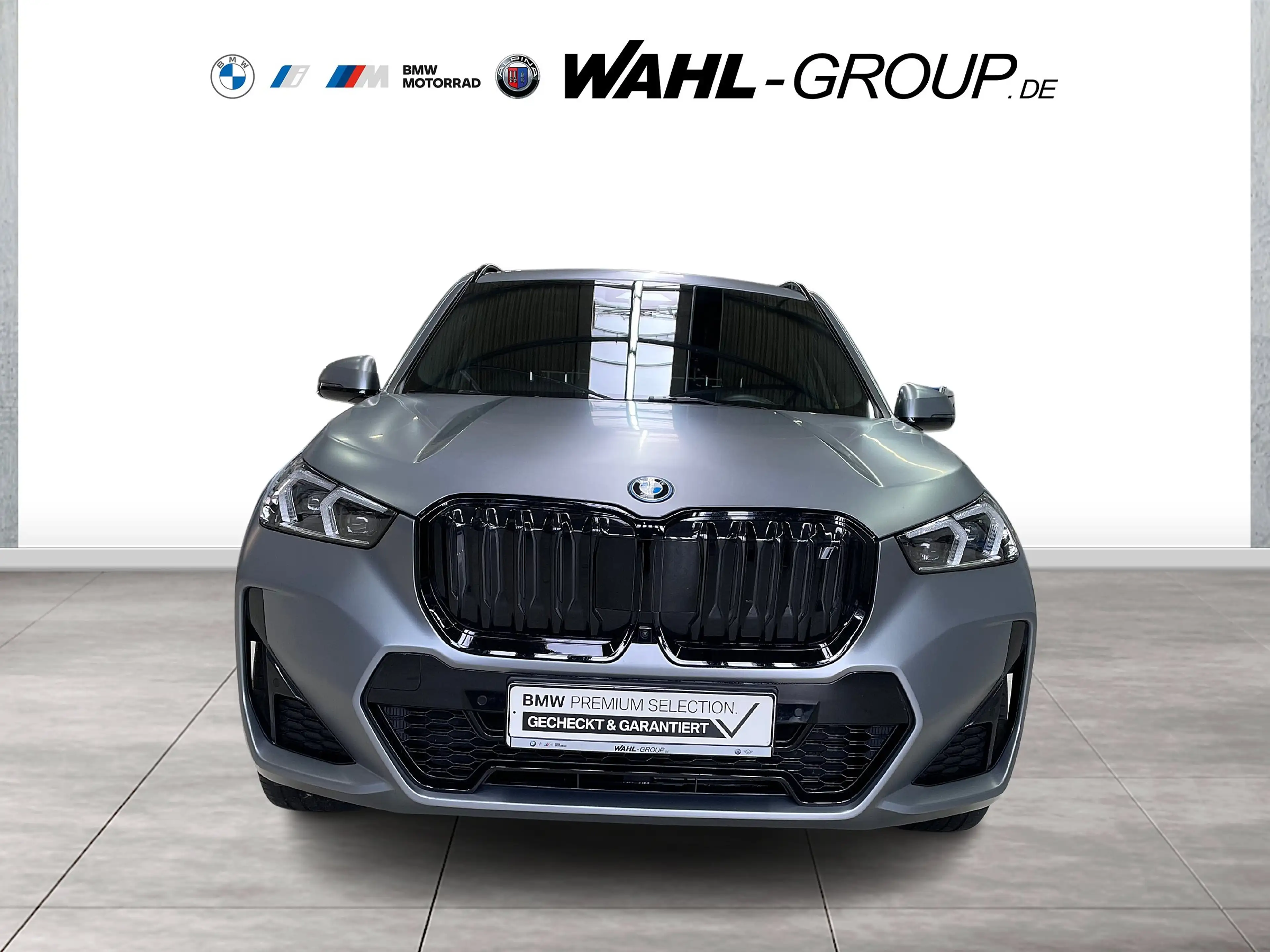 BMW iX1 xDrive30 M SPORT INDIVIDUAL PANO H&K HIFI HEAD-UP — photo 7
