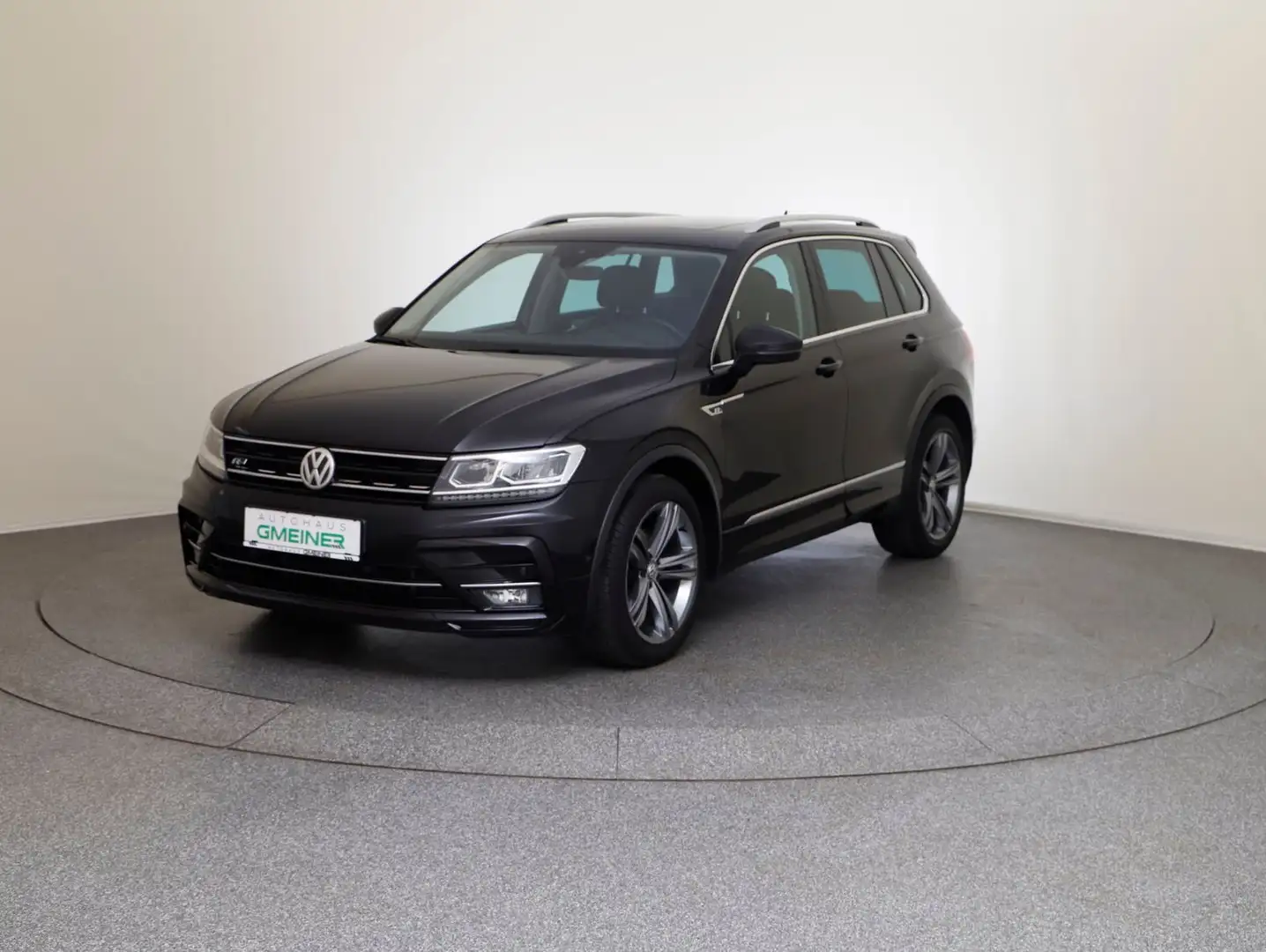 Volkswagen Tiguan Sky TDI SCR Zwart - 1