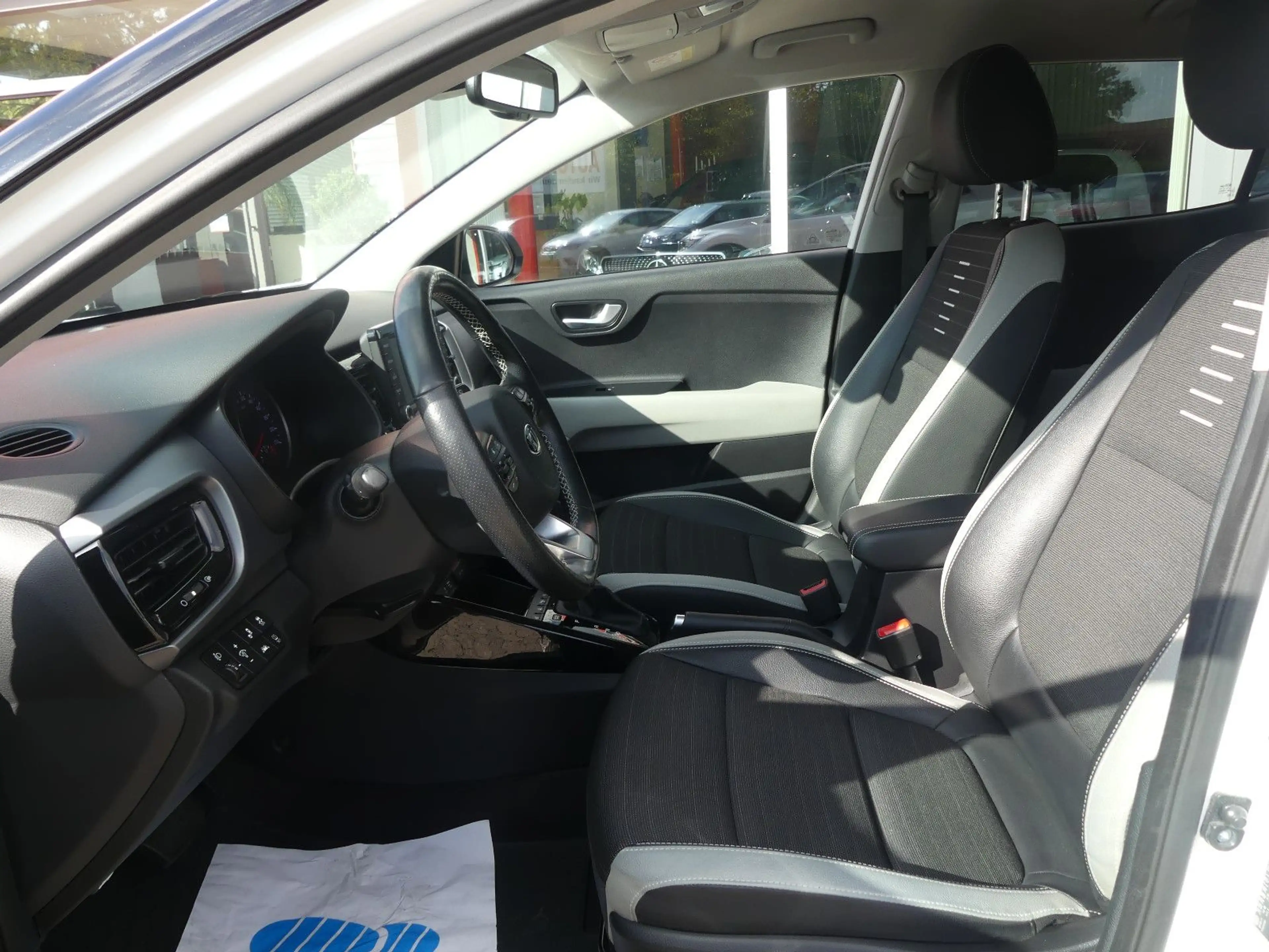 Kia Stonic Spirit Automatik Navi*SHZ*Tempomat*ab199€ — photo 11