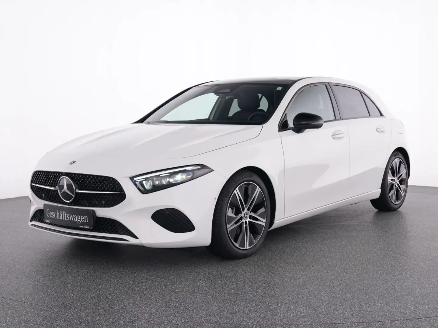 Mercedes-Benz A 180 PROGRESSIVE+NIGHT+PANO+AHK+KEYLESS+TOTW.++ Weiß - 2