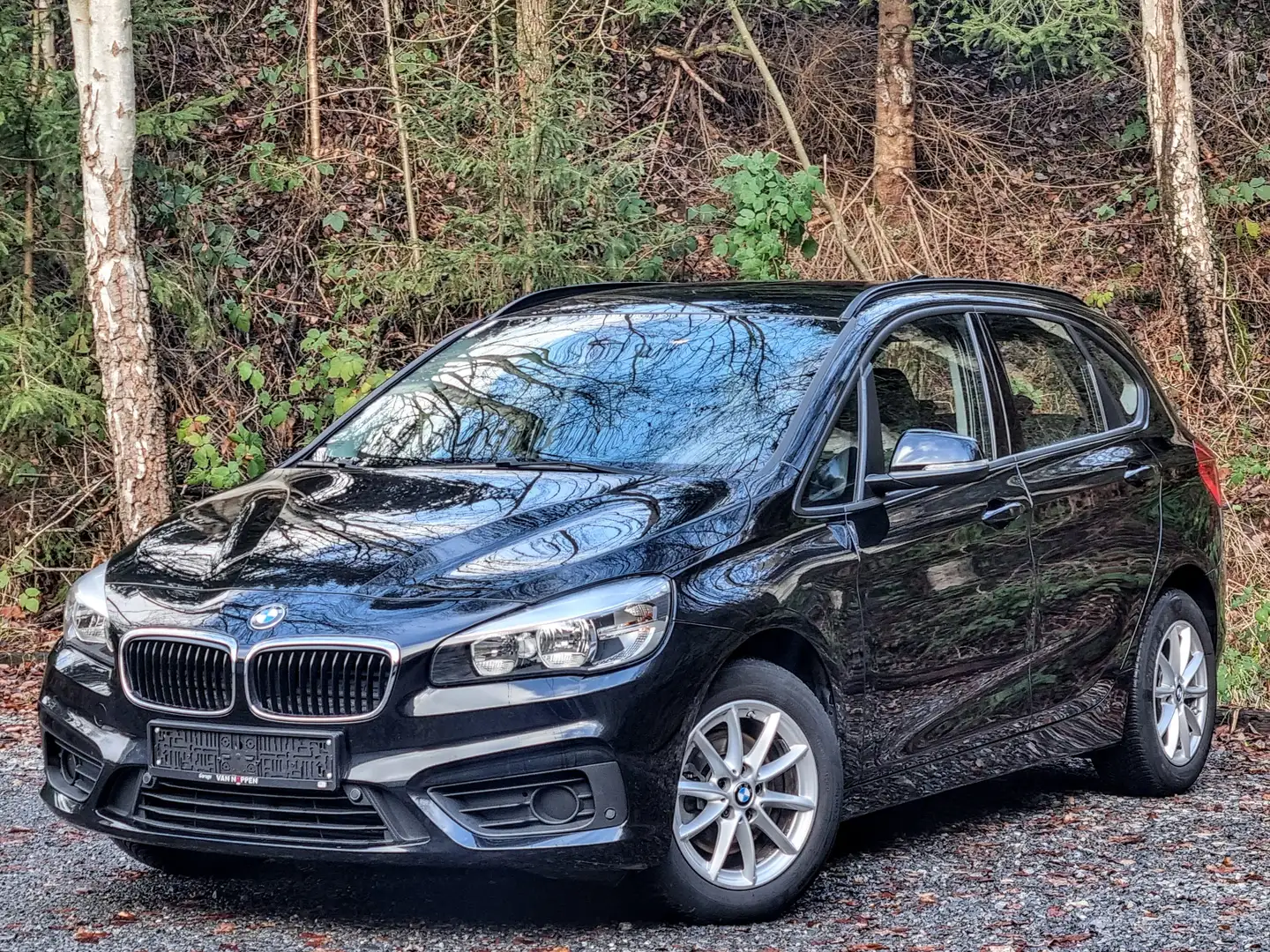 BMW 216 d Active Tourer *Navigation* Zwart - 1