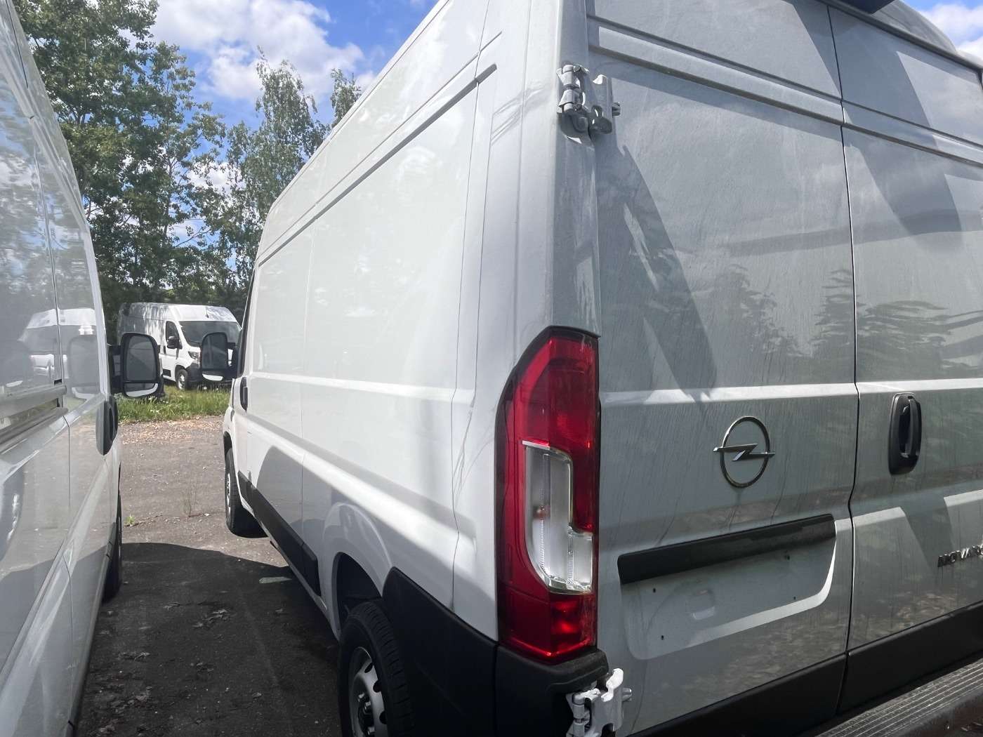 Opel Movano