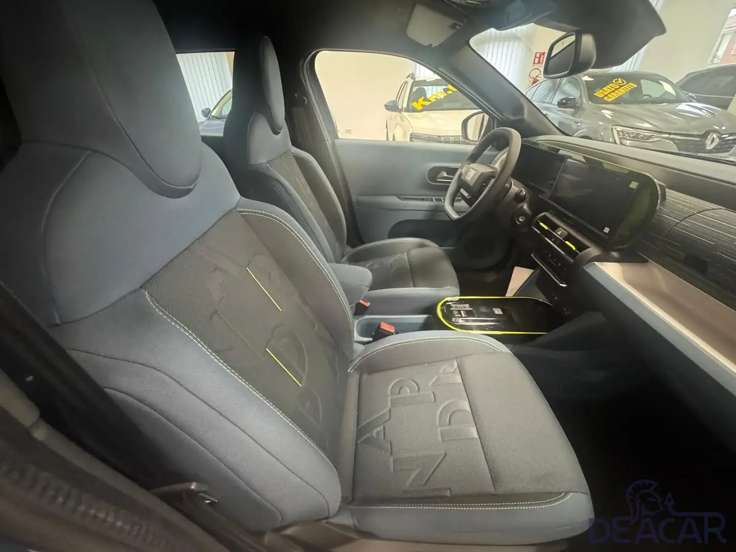 Fiat Grande Panda Grande Panda 1.2 Hybrid 110 CV S&S Icon Weiß - 2