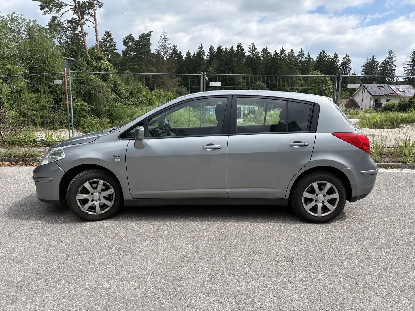 Nissan Tiida 1.6 acenta - 1