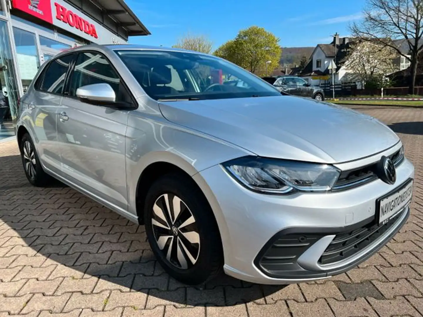 Volkswagen Polo VI 1.0 TSI Move LED PDC NAVI APP SHZ LM GJR  Move - 2