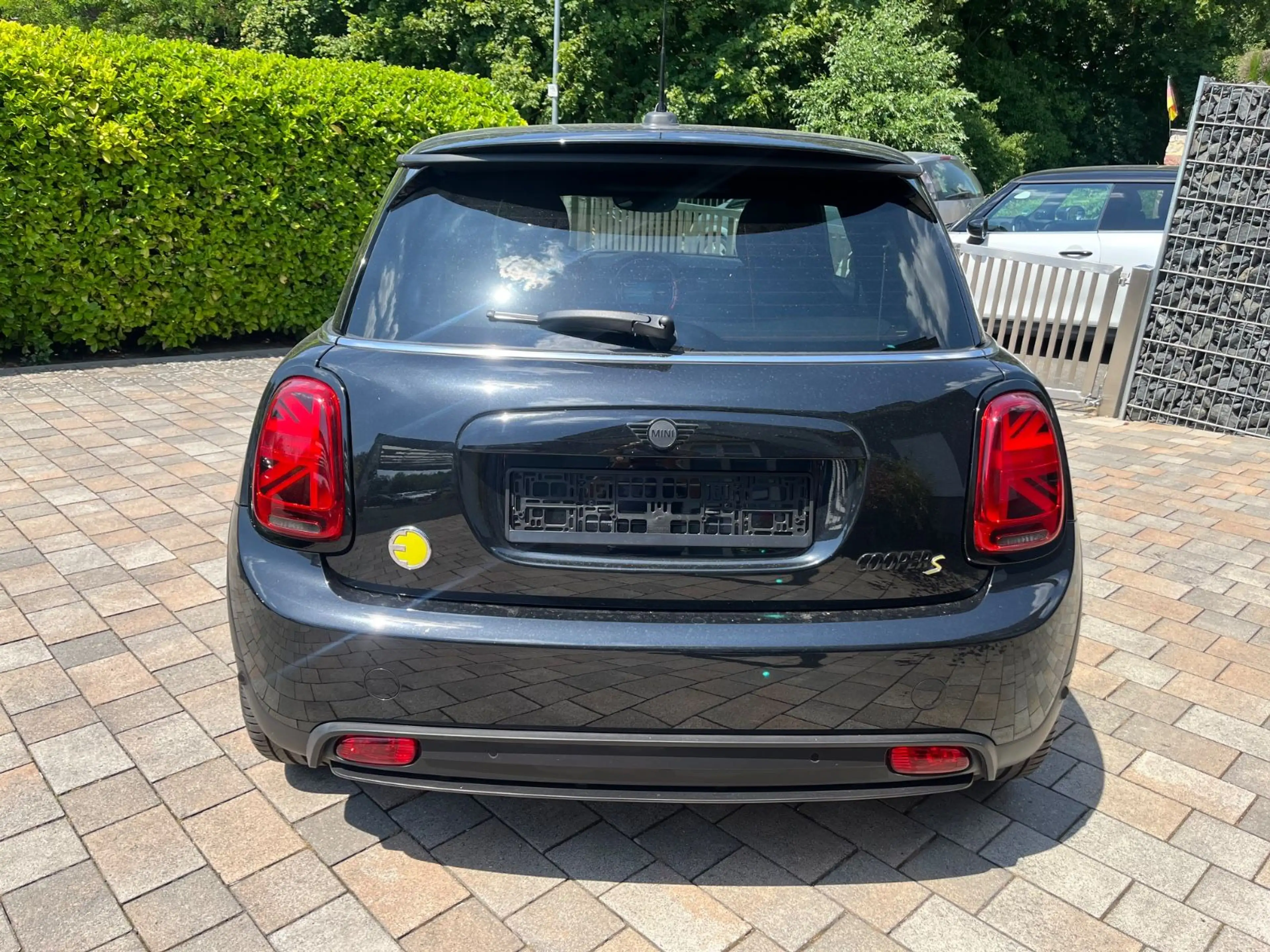 MINI Cooper SE Leder Pano HUD Navi LED KAM H/K 17'' — photo 7