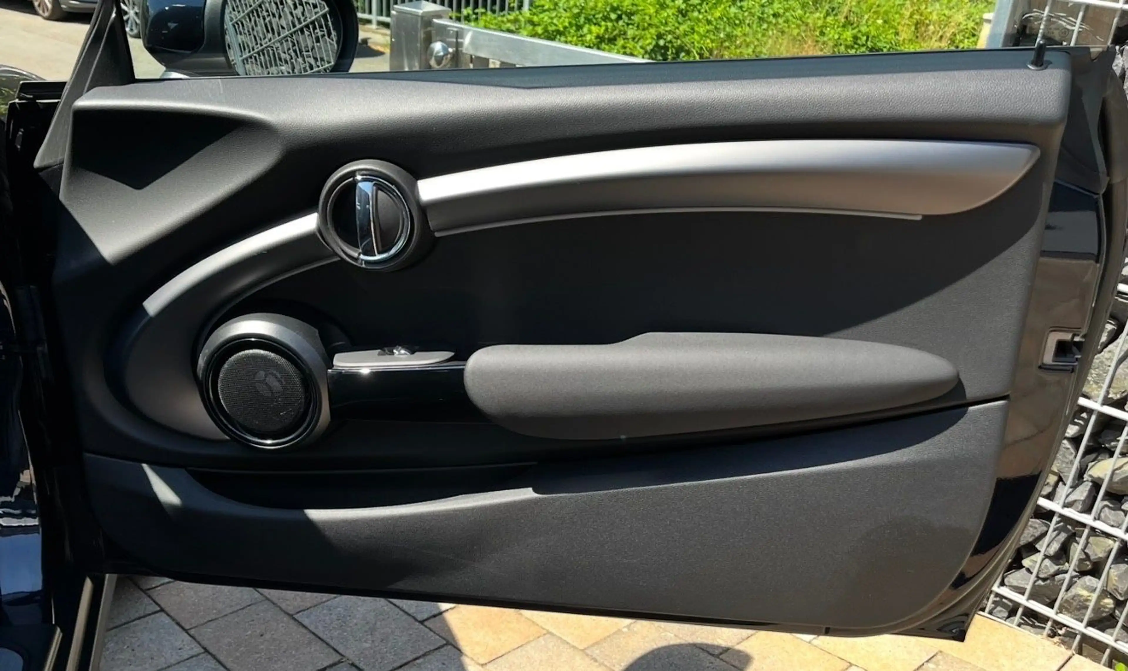 MINI Cooper SE Leder Pano HUD Navi LED KAM H/K 17'' — photo 17