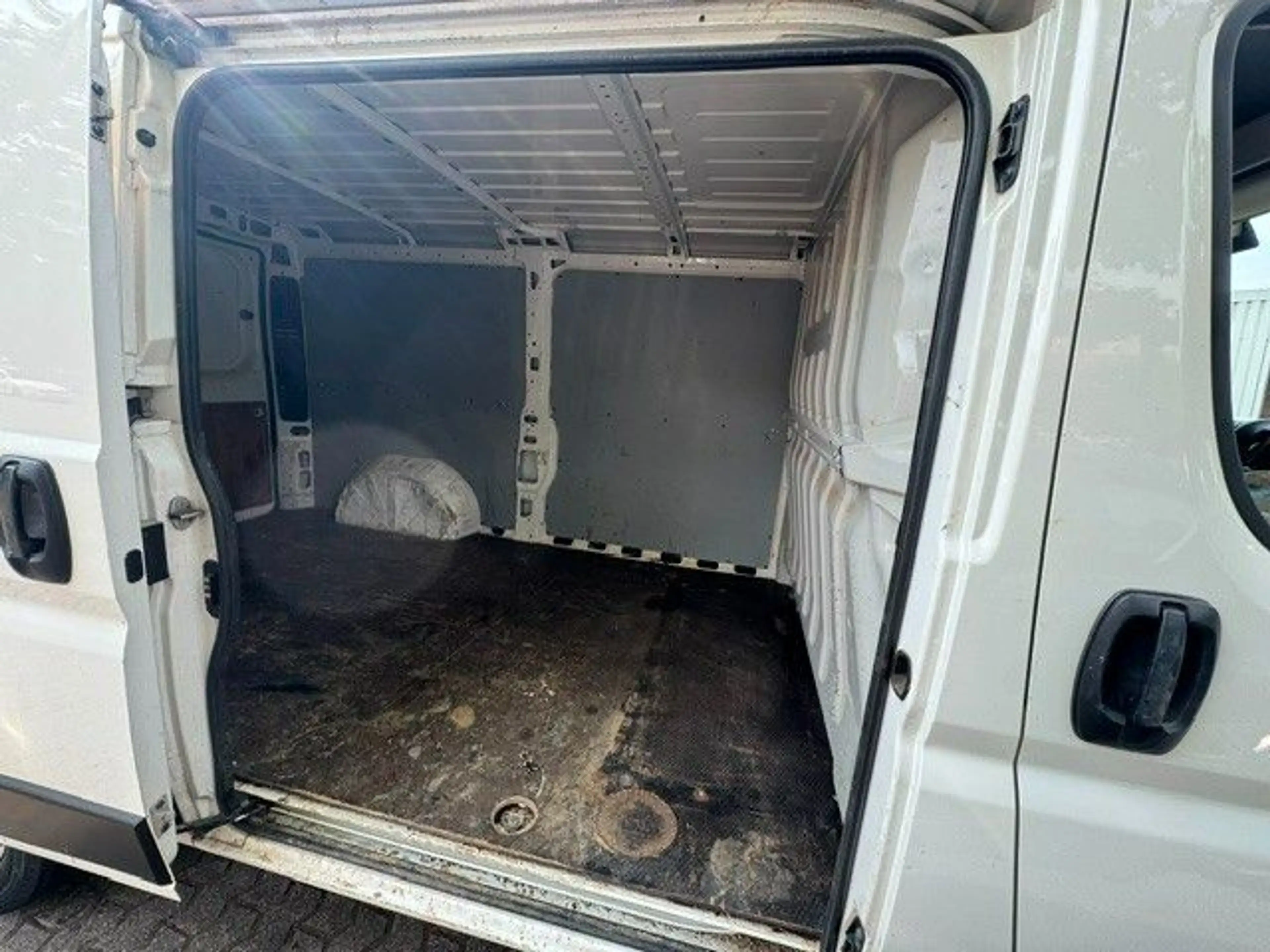 Peugeot Boxer BOXER L1H1 MFL KLIMA AHK — photo 6
