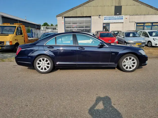 Mercedes-Benz S Class view 10
