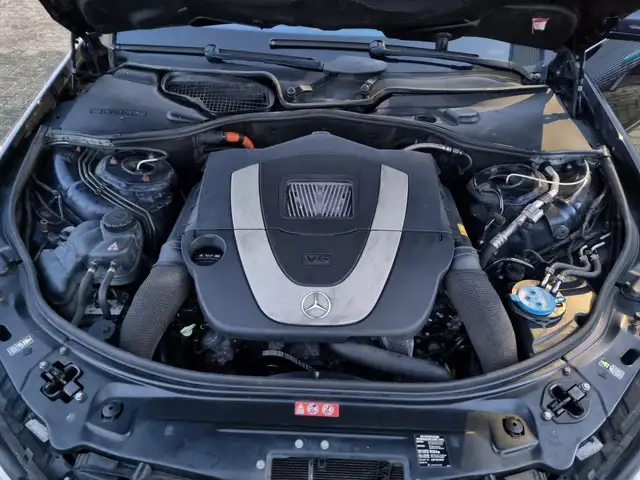 Mercedes-Benz S Class view 12