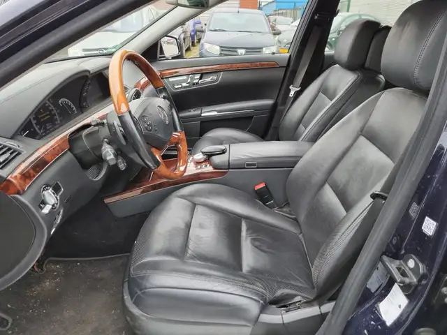 Mercedes-Benz S Class view 5