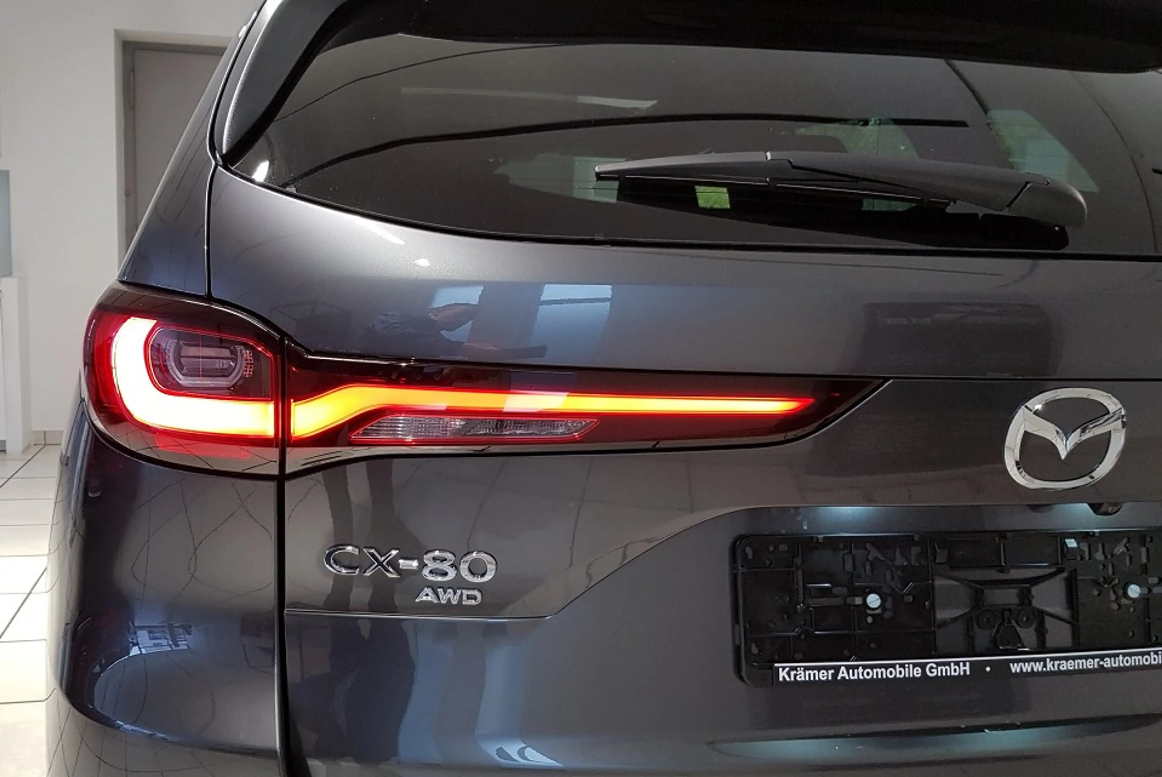 Mazda CX-80 2.5L e-SKYACTIV PHEV 327ps Homura Plus — photo 10