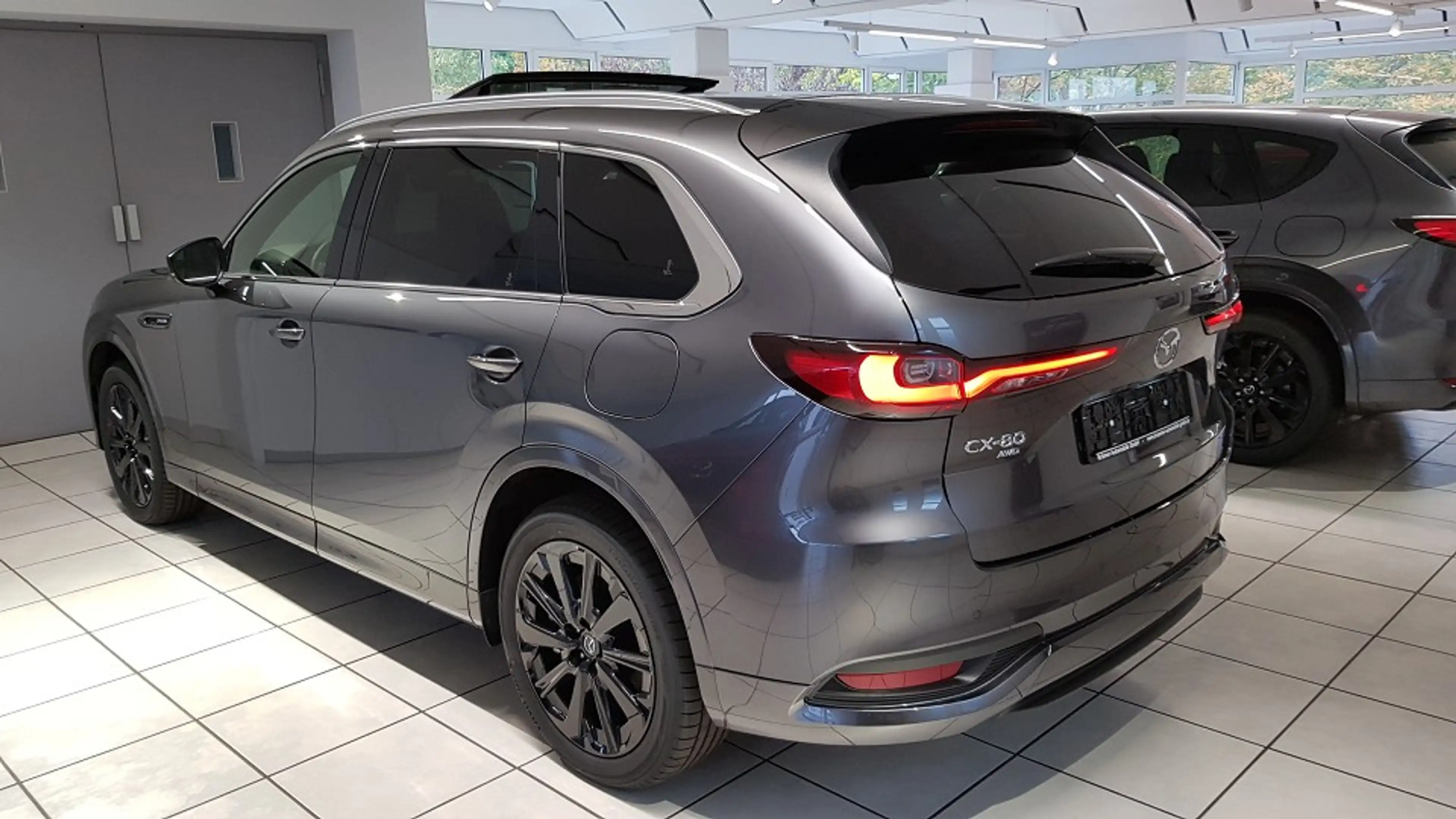 Mazda CX-80 2.5L e-SKYACTIV PHEV 327ps Homura Plus — photo 9