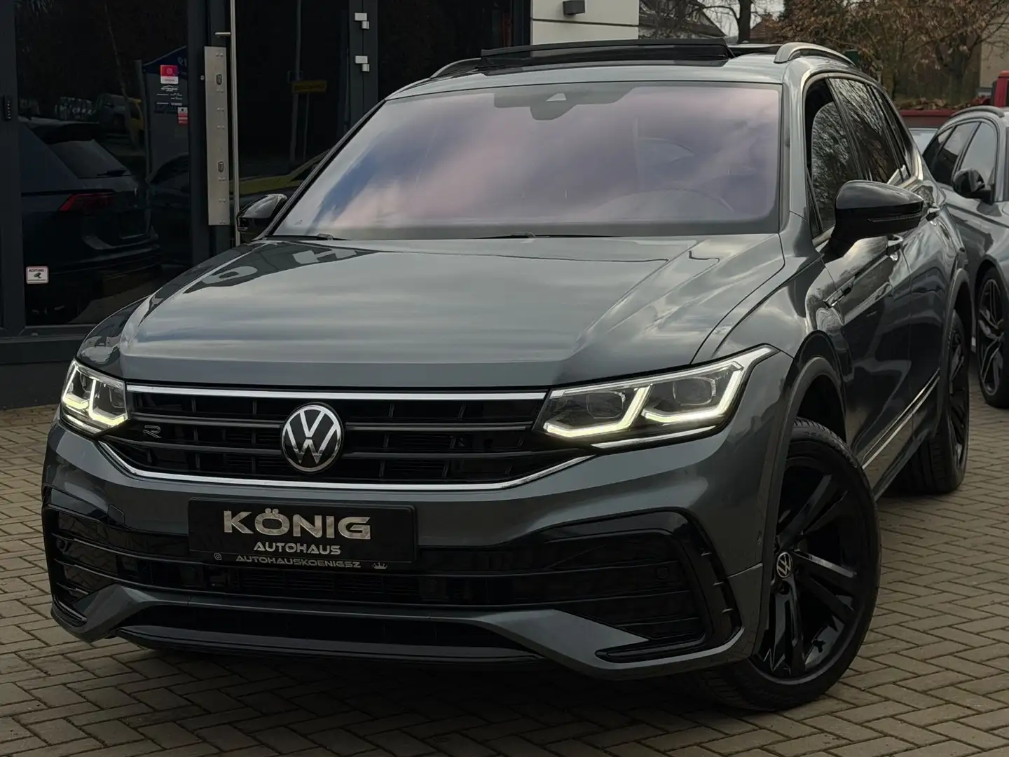 Volkswagen Tiguan Allspace R-Line 4Motion*PANO*R-KAM*IQ MAT Grau - 2