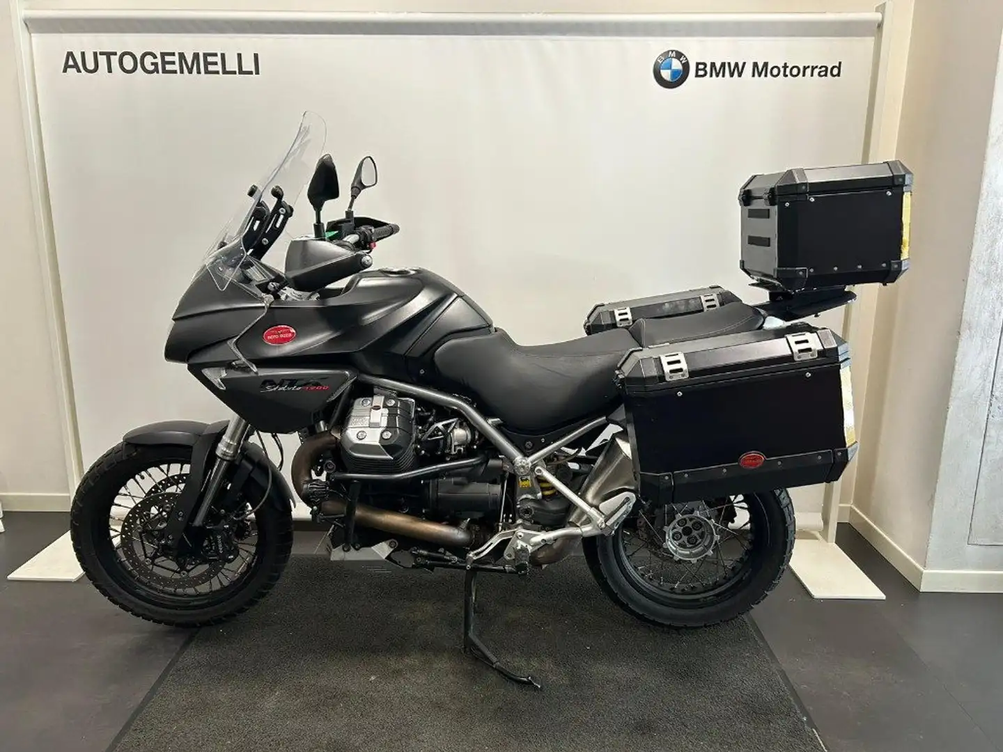 Moto Guzzi Stelvio 1200 STELVIO 1200 NXT Noir - 1