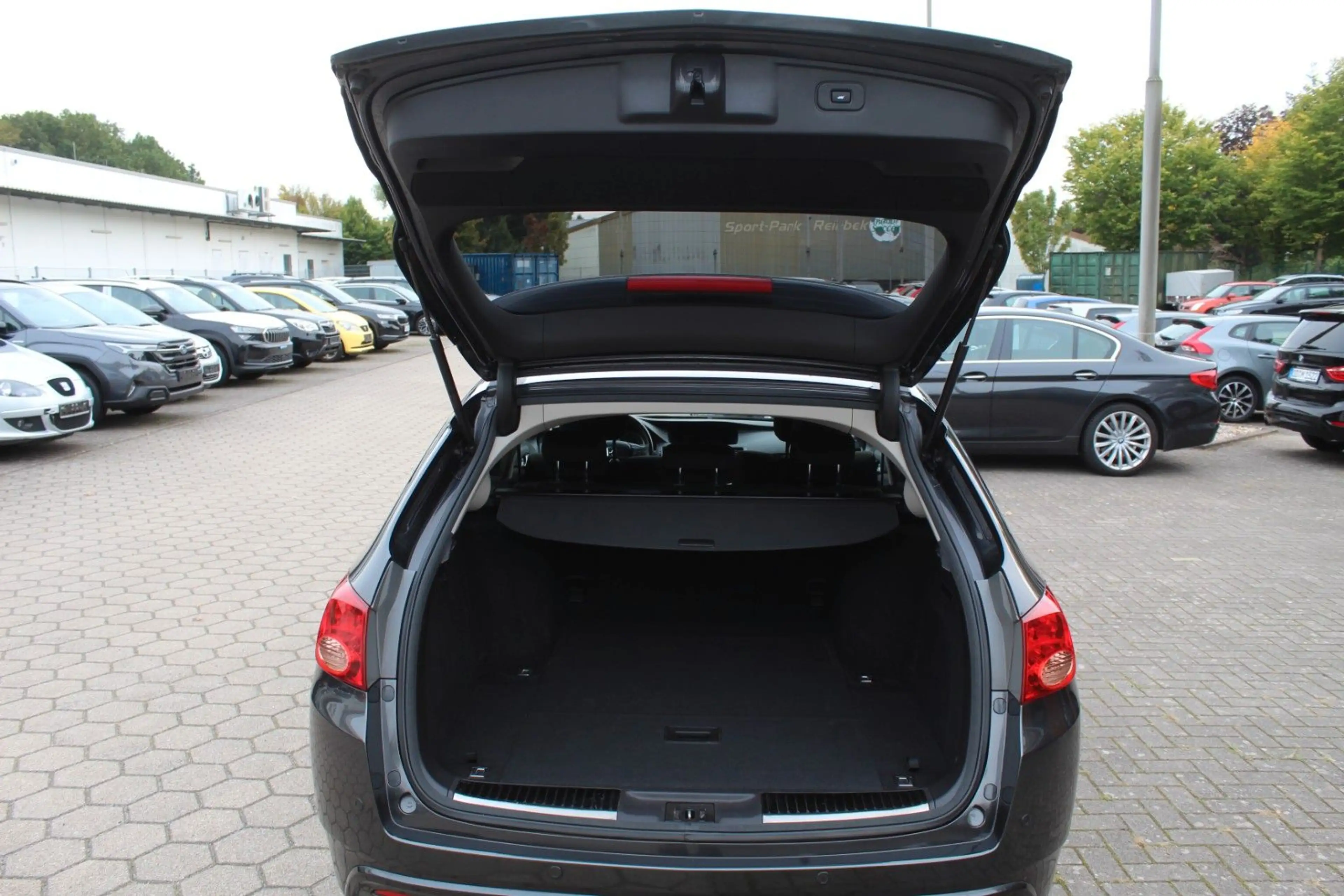 Honda Accord Tourer 2.0 Automatik — photo 8