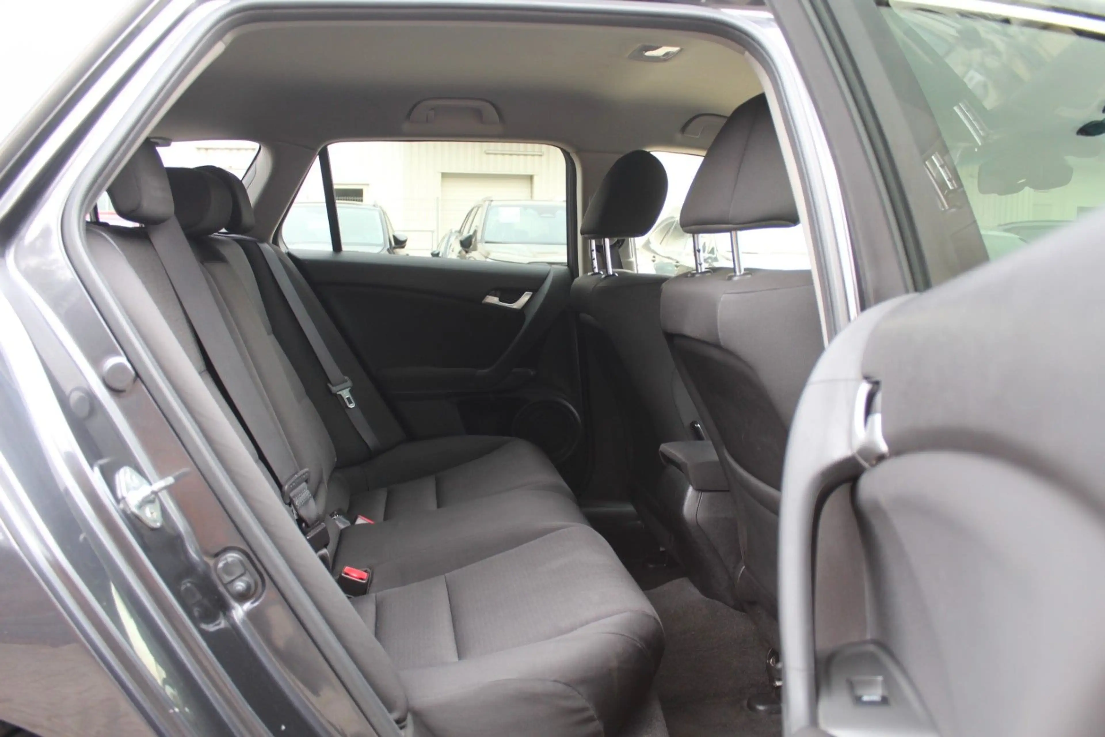 Honda Accord Tourer 2.0 Automatik — photo 15