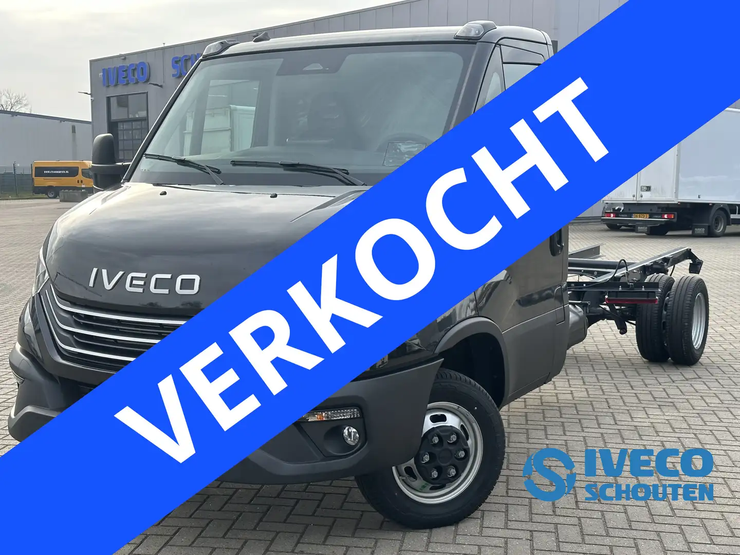 Iveco Daily MY24 50C21HA8Z WB 4350 Zwart - 1