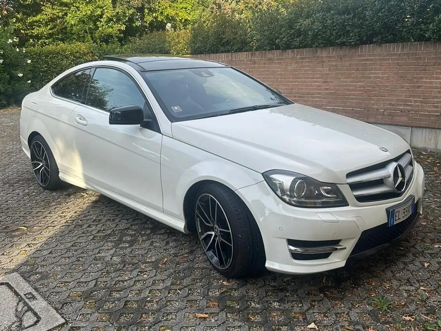 Mercedes-Benz C 250 W204 coupe diesel automatico Bianco - 1