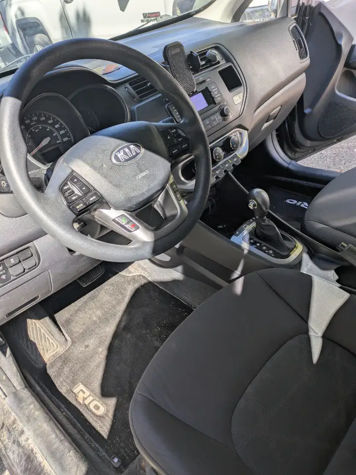 Kia Rio снимка Kia Rio