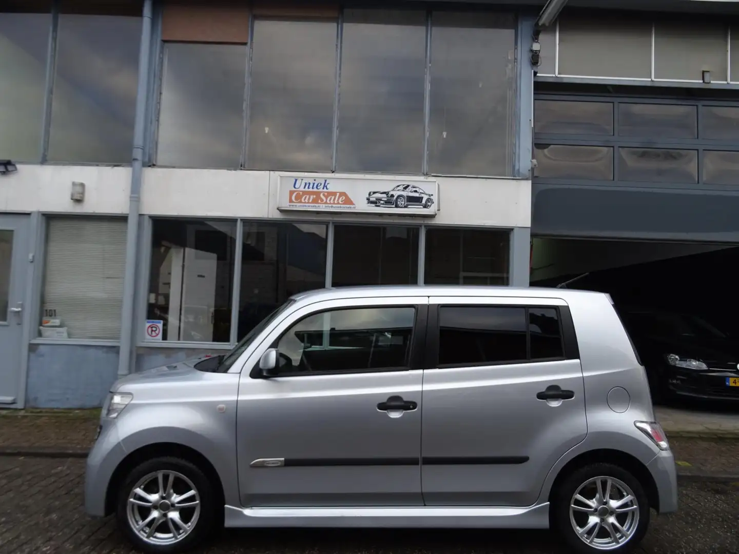 Daihatsu Materia 1.3 Rythm Gris - 2
